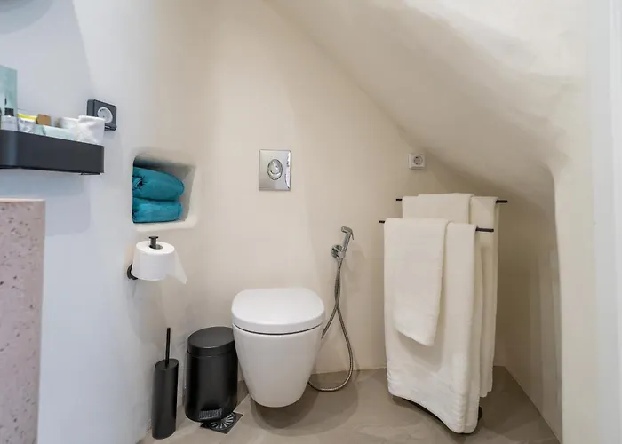 Skepi Town * Mykonos Town