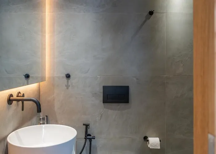 Skepi Town * Mykonos Town