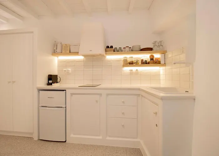 Skepi Town * Mykonos Town