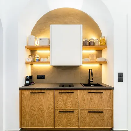 Skepi Town * Mykonos Town